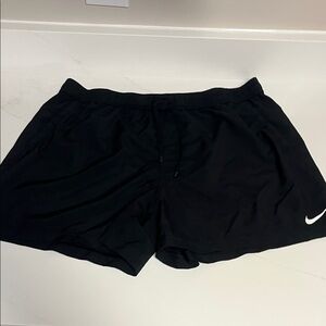 Men’s Nike Black Sports Shorts Size XL
